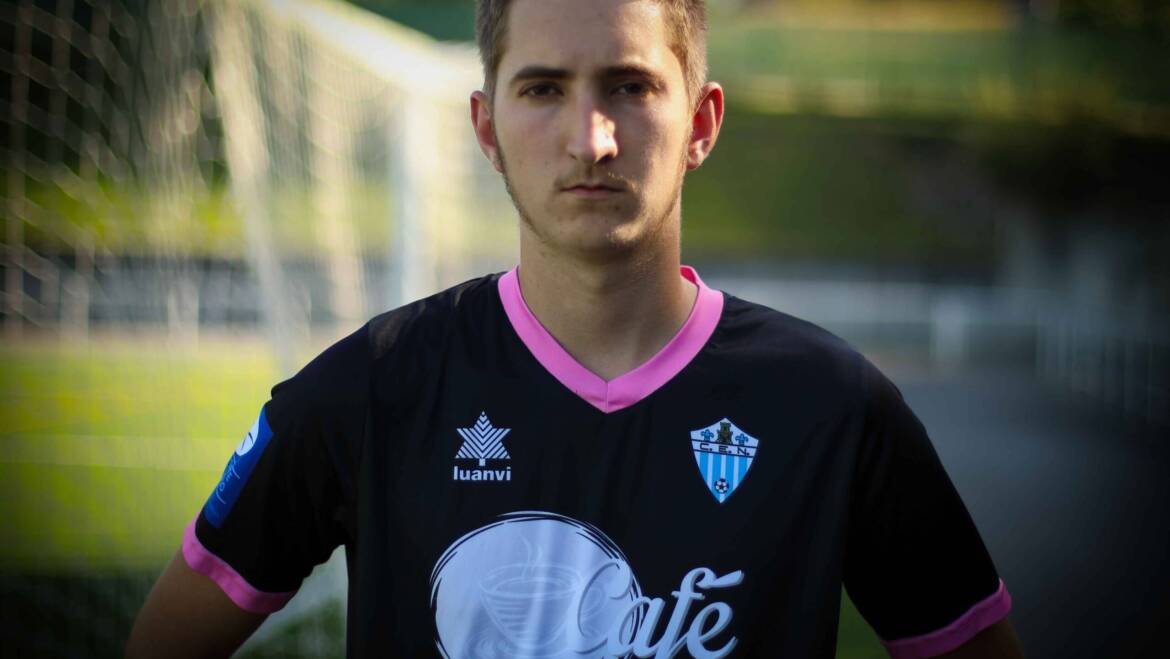 <strong class="sp-player-number">25</strong> MARTINO CARCABA, MEL